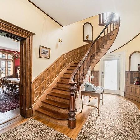 Peaceful Easy Feelings - King Sized Bed - Sleeps 2 Apartman Lynchburg Kültér fotó